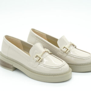 Toka Detaylı Rugan Loafer Bej