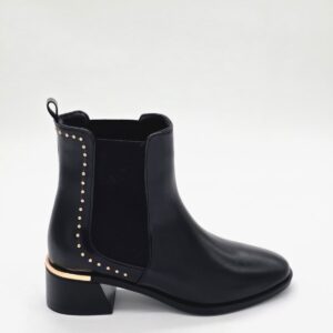 Topuk Detaylı Lastikli Bot Siyah