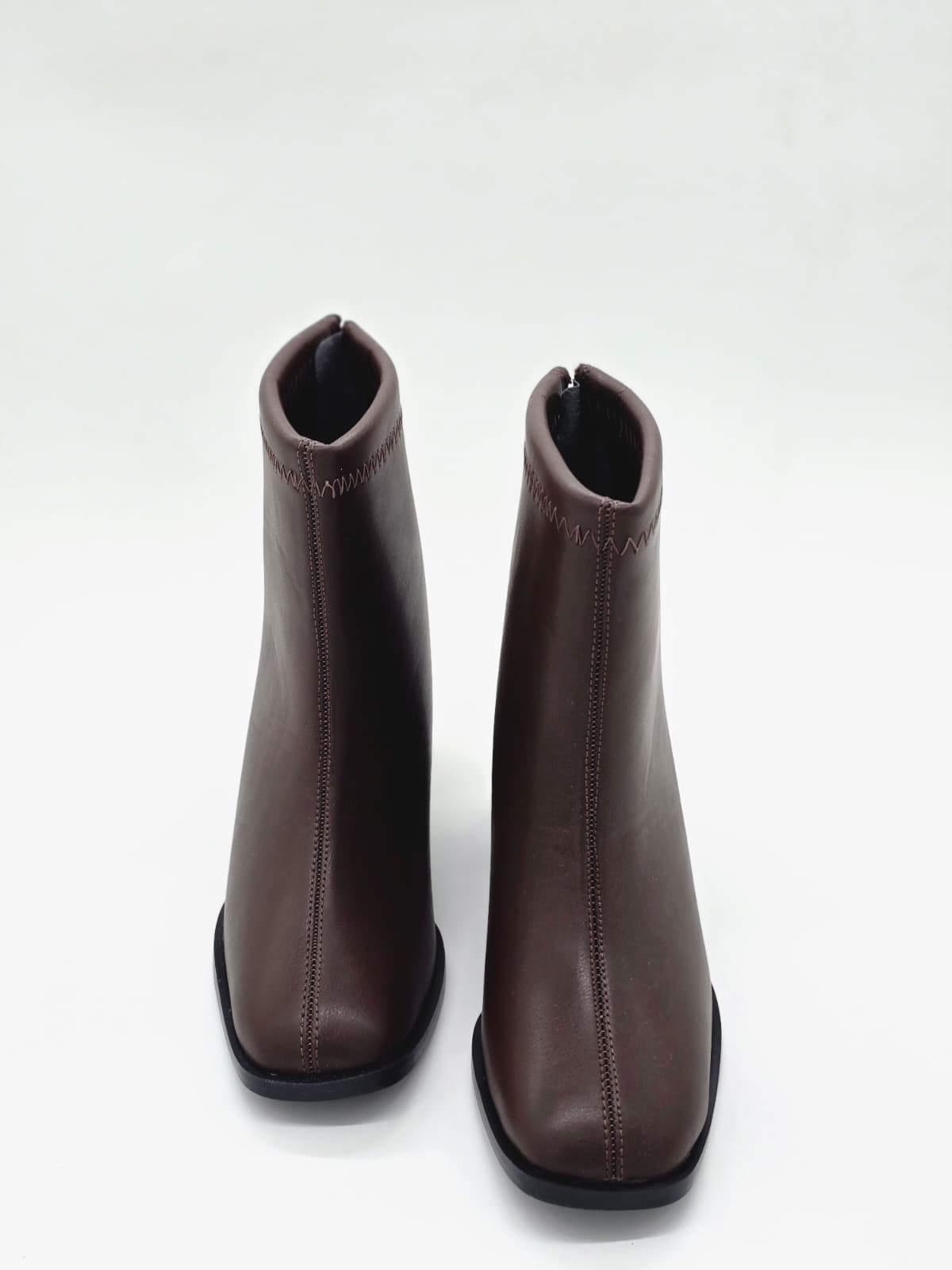 Küt Burun Topuklu Bot Acı Kahve - Görsel 3