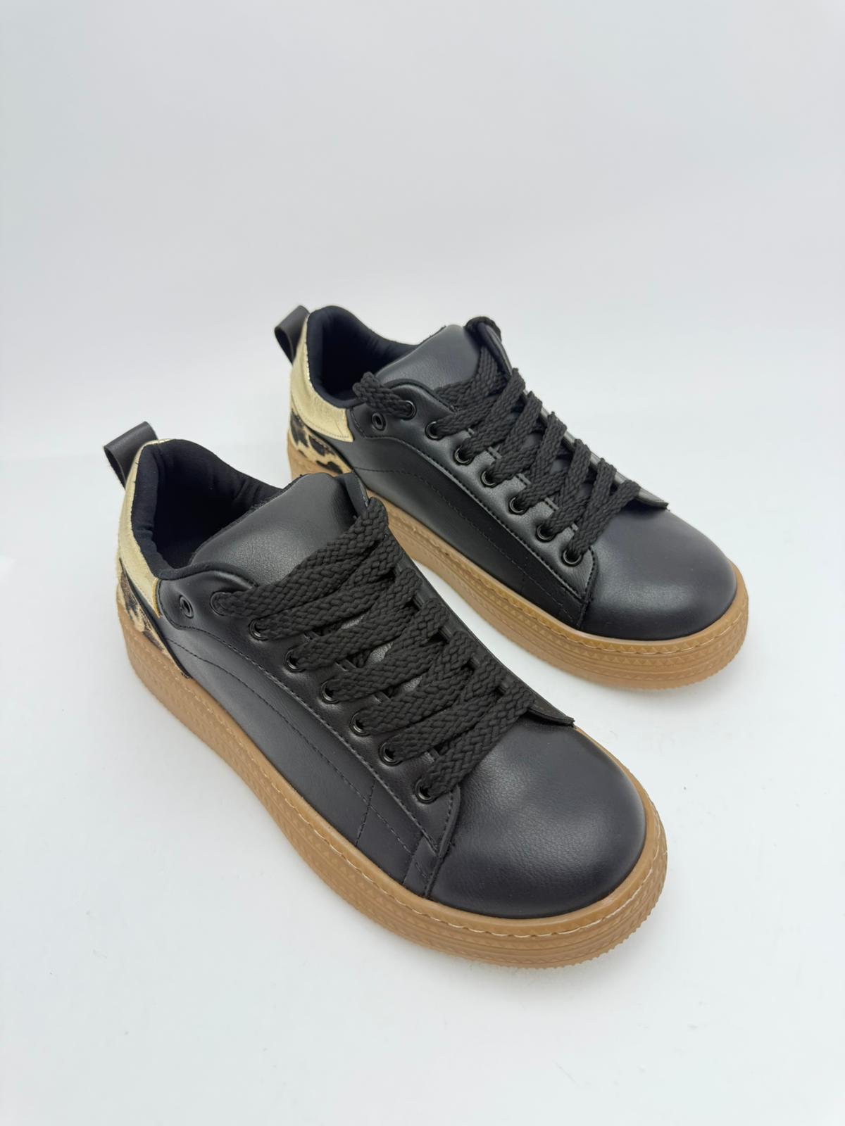 Leopar Detaylı Siyah Sneaker - Görsel 7