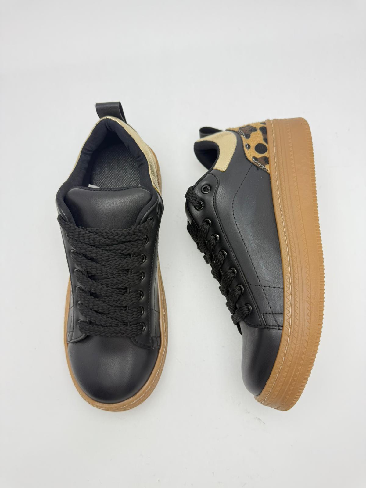 Leopar Detaylı Siyah Sneaker - Görsel 6