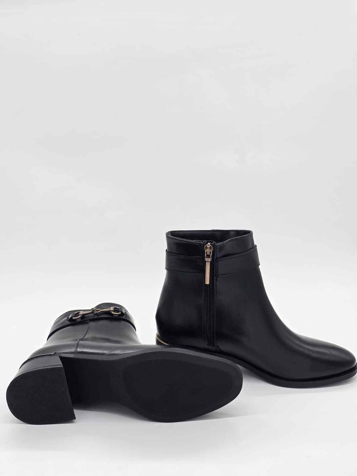 Altın Detaylı Bot Siyah - Görsel 6