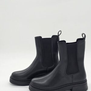 WhatsApp Image 2025-10-22 at 17.52.48