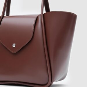 ba81666f-608d-4c42-901b-43d8646f4bea-c-b7de