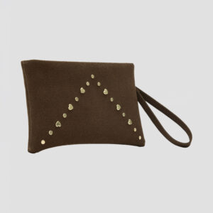 Kalp Detaylı Süet El Çantası – Kahve