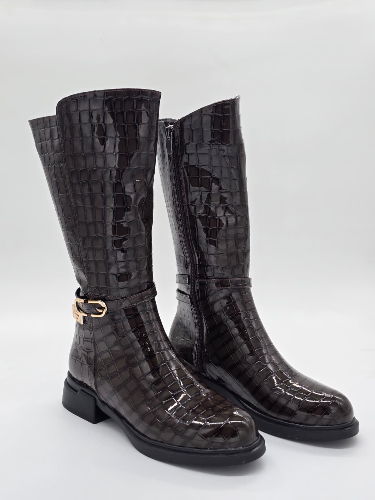 Croco Parlak Kemer Detaylı Diz Altı Çizme