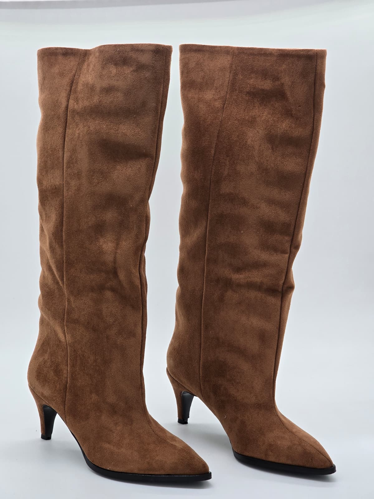 Süet İnce Topuk Diz Altı Çizme Taba